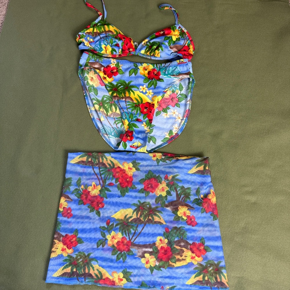 Baltex Vintage Y2K Tropical 3 Piece Bikini Set with Sarong Hibiscus Palm Blue